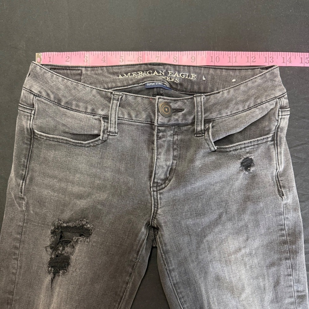 American Eagle Super Stretch‎ X Skinny Jeans Gray Distressed Frayed Hem Size 4 - Picture 5 of 12